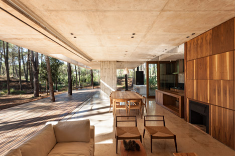 Marino House by ATV Arquitectos