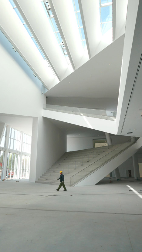 Minsheng-Contemporary-Art-Museum-by-Studio-Pei-Zhu_dezeen_468_2
