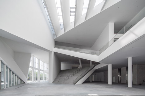 Minsheng-Contemporary-Art-Museum-by-Studio-Pei-Zhu_dezeen_468_3