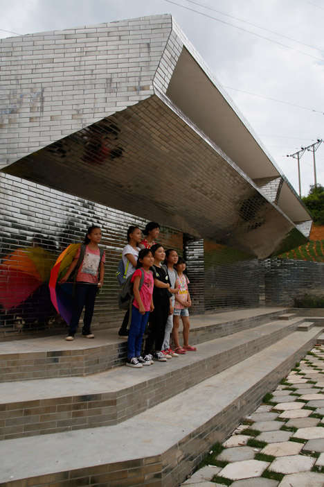 Mulan primary school by Rural Urban Framework