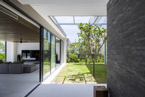 Naman Villa by MIA Design Studio