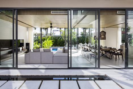 Naman Villa by MIA Design Studio