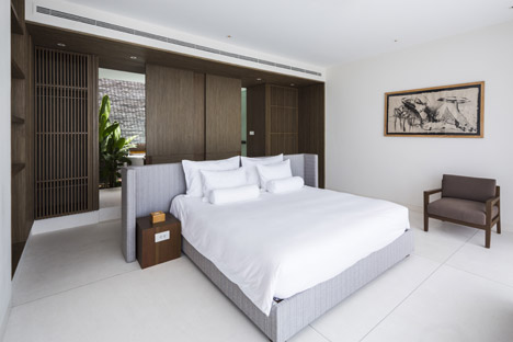 Naman Villa by MIA Design Studio