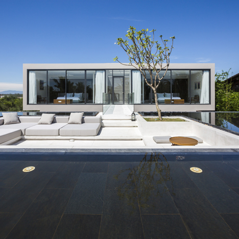 Naman Villa by MIA Design Studio
