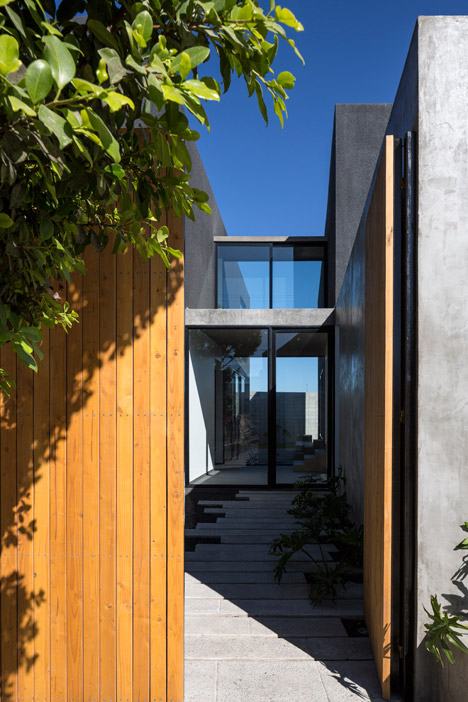 New Single Family House by T38 Studio