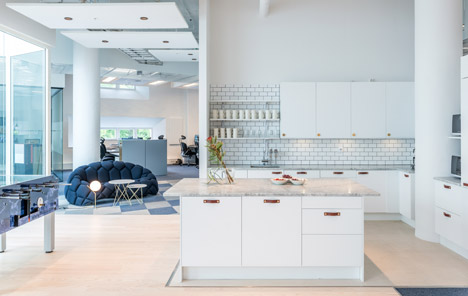 Red Bull offices by pS arkitektur