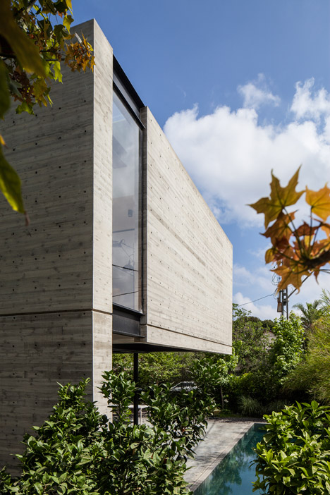 SB House by Pitsou Kedem