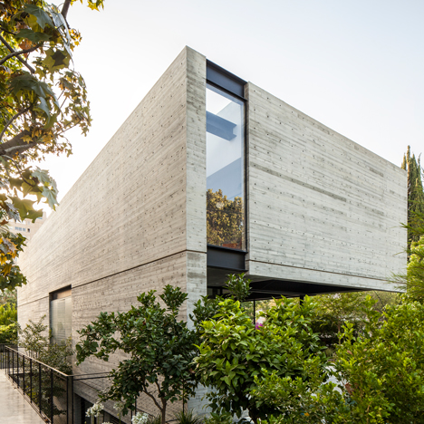 SB House by Pitsou Kedem