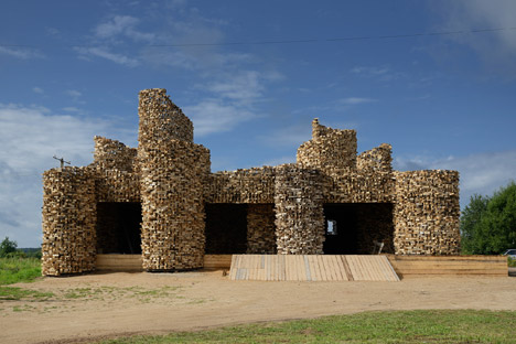 Selpo pavilion at Nikola-Lenivets by Nikolay Polissky