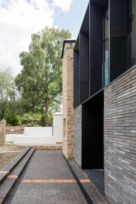 Semi-detached house in Oxford by Delvendahl Martin Architects