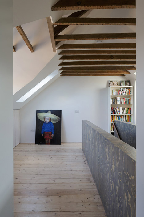 Semi-detached house in Oxford by Delvendahl Martin Architects