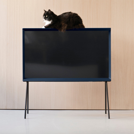 Serif TV by Ronan and Erwan Bouroullec