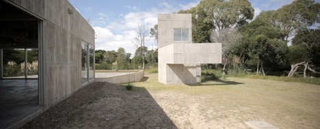 Sociedad de Mar by Adamo Faiden