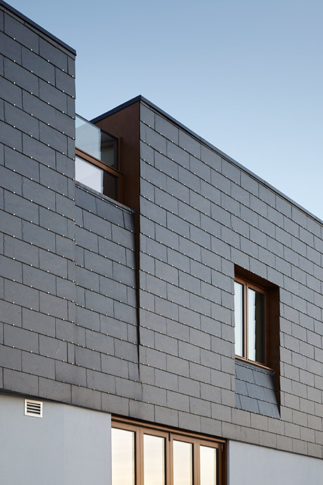 Split house by Alma-nac