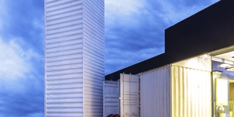 Pedro Barata transforms shipping container into “world’s biggest periscope”