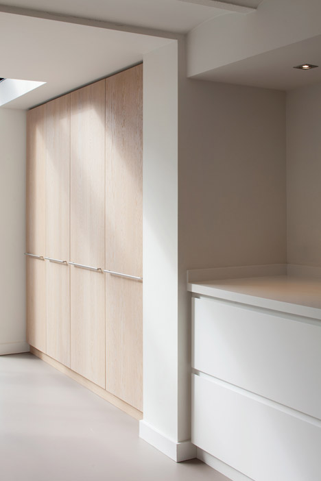 T19 by Reset Architecture