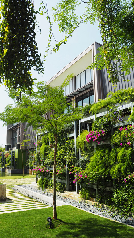 The Arc at Bandar Rimbayu by Garis Architects