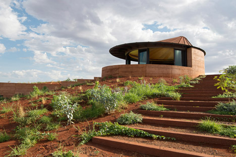 The Great Wall of WA by Luigi Rosselli Architects