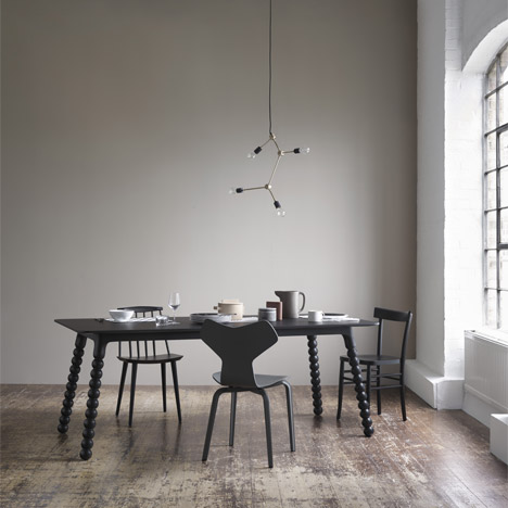 Hub table by Yves Behar for Tylko