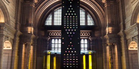 Kim Thomé installs giant crystal zoetrope inside London’s V&A museum