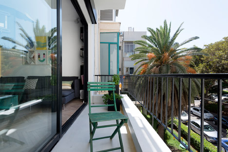55 metre Tel Aviv apartment by Maayan Zusman and Amir Navon