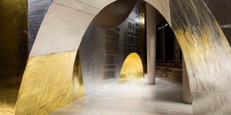 AMO catwalk for MIU MIU SS16