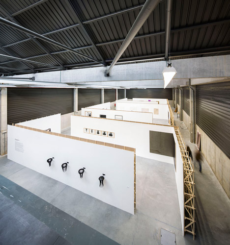 Ademia office and warehouse building by Joao Mendes Ribeiro