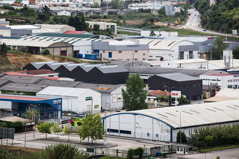 Ademia office and warehouse building by Joao Mendes Ribeiro