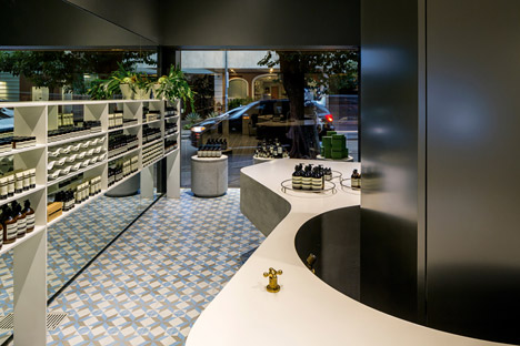 Aesop Store by Paulo Mendes da Rocha and Metro Associated Architects