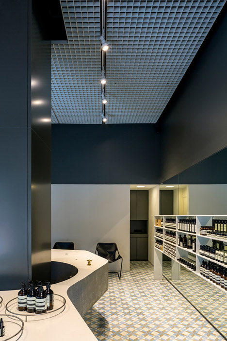 Aesop Store by Paulo Mendes da Rocha and Metro Associated Architects