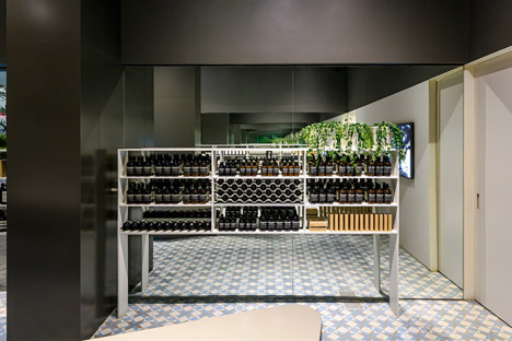 Aesop Store by Paulo Mendes da Rocha and Metro Associated Architects