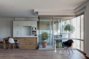 Andarzgoo residential building by Ayeneh Office