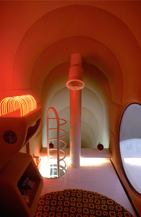 The interior of Ant Farm's House of the Century