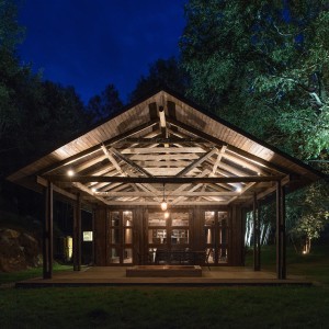 Barn al lake Ranco by Estudio Valdes Arquitectos