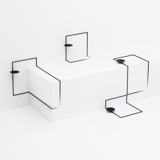 Border table for Eye of Gyre by Nendo