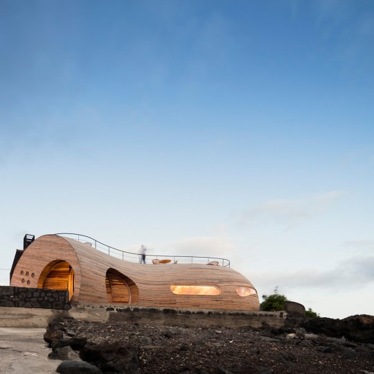 Cella-Bar_FCC-Arquitectura-Paulo-Lobo_dezeen_936_22