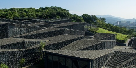 China Academy Arts by Kengo Kuma and photographed by Eiichi Kano