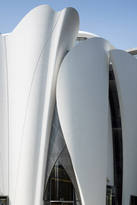 Dior Boutique in Seoul by Nicolas Borel Christian de Portzamparc