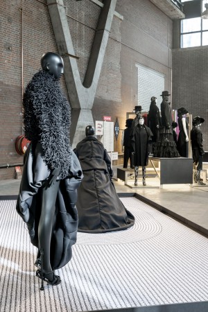 Dutch-Design-Week-promotion_dezeen_936_1