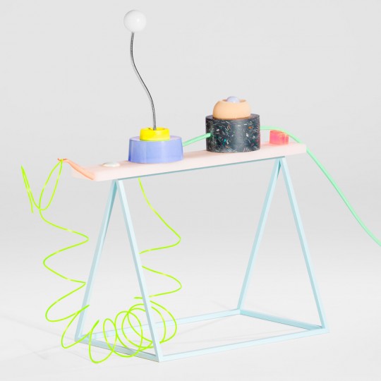 Absurd electronics by Dan Adlešič