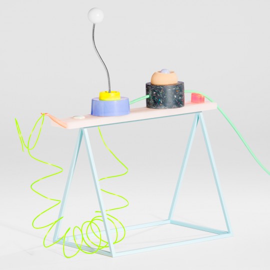 Absurd electronics by Dan Adlešič