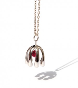 Extratoof Le Buisson jewellery by Matali Crasset