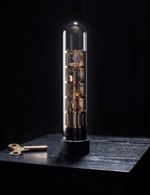 Grandfather-Clock_Bastiaan-Buijs_Dutch-Design-Week-2015_dezeen_936_5