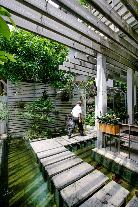 Growing Green Office by 102 Studio