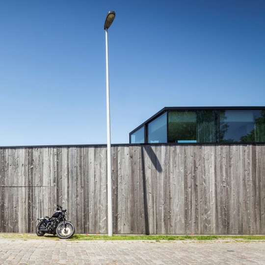 House Graafjansdijk by Govaert Vanhoutte architects