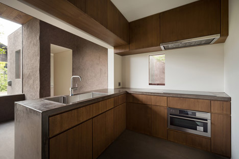 House for Oiso by DGT Architects
