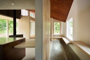 House in Mount Fuji by Hiroki Tominaga Atelier
