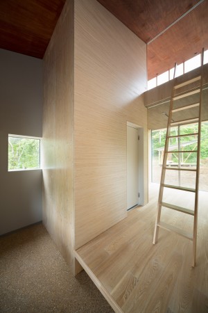 House in Mount Fuji by Hiroki Tominaga Atelier