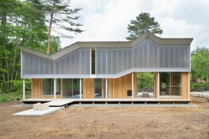 House in Mount Fuji by Hiroki Tominaga Atelier