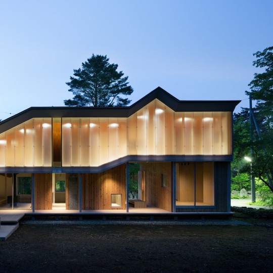 House in Mount Fuji by Hiroki Tominaga Atelier